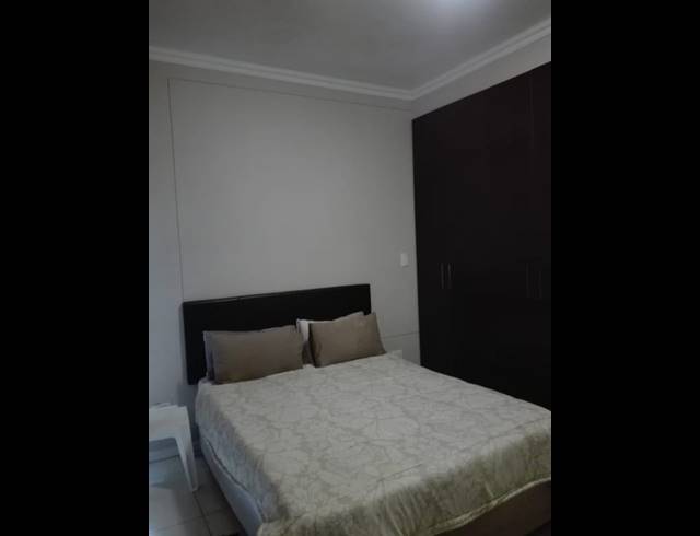 1 BEDROOM APARTMENT FOR SALE IN UMHLANGA RIDGE
